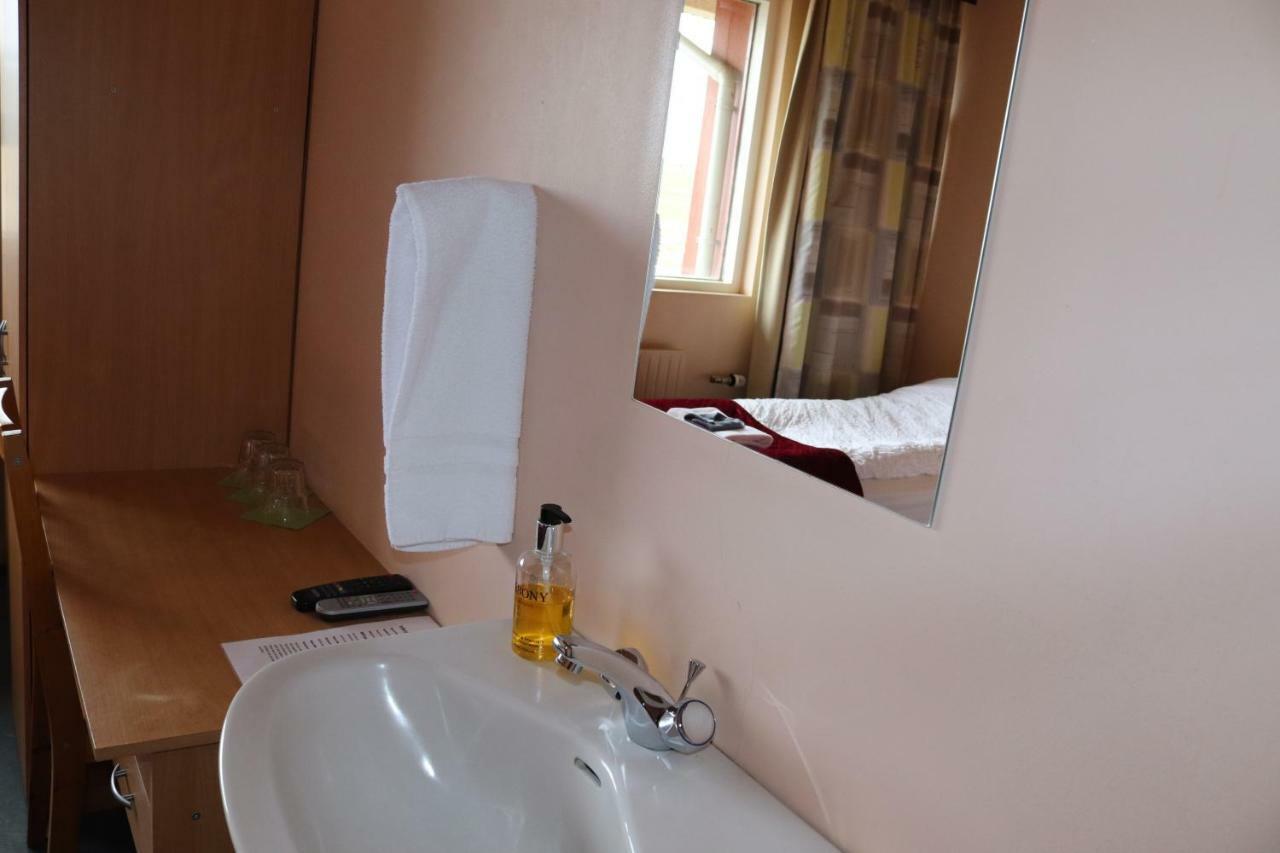 Hotel Hvitserkur คมามสตองจิ ภายนอก รูปภาพ